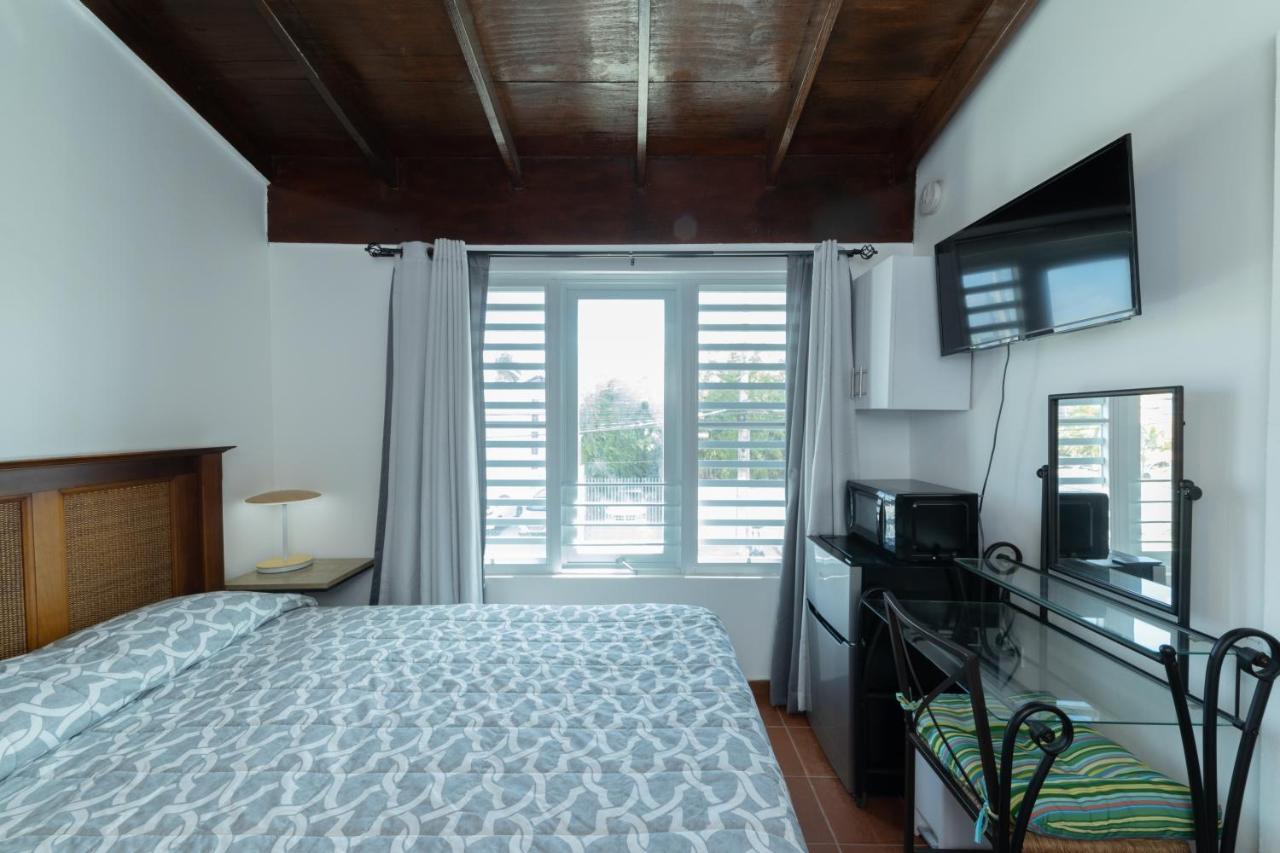 Andalucia Guest House San Juan Exterior photo