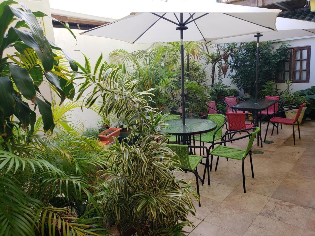 Andalucia Guest House San Juan Exterior photo